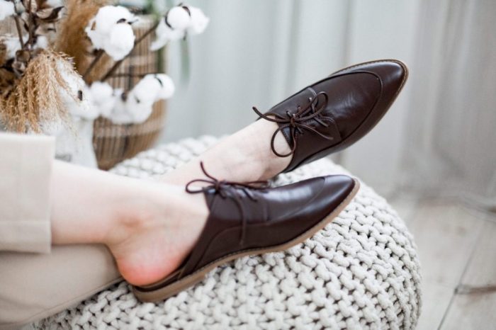 Sepatu wanita kantor kulit kerja jual elegan populer